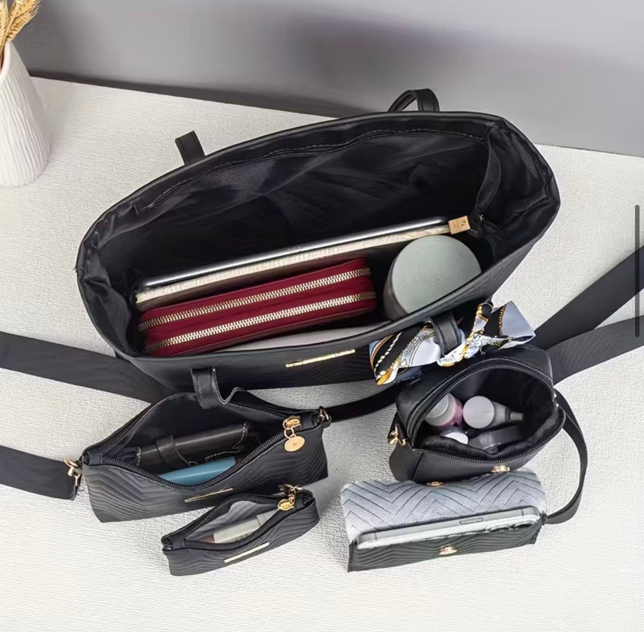 Cute Bags – Women’s Faux-Leather Shoulder & Crossbody Bag, Stylish Everyday Handbag SKU SM2149