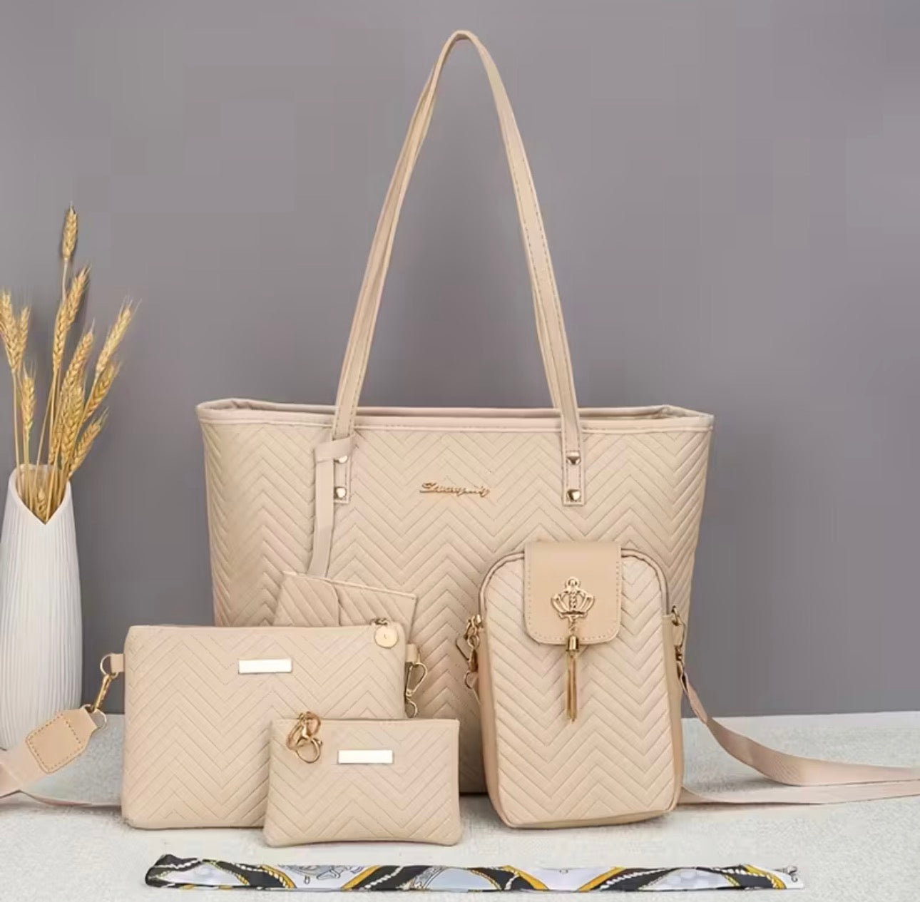 Cute Bags – Women’s Faux-Leather Shoulder & Crossbody Bag, Stylish Everyday Handbag SKU SM2149