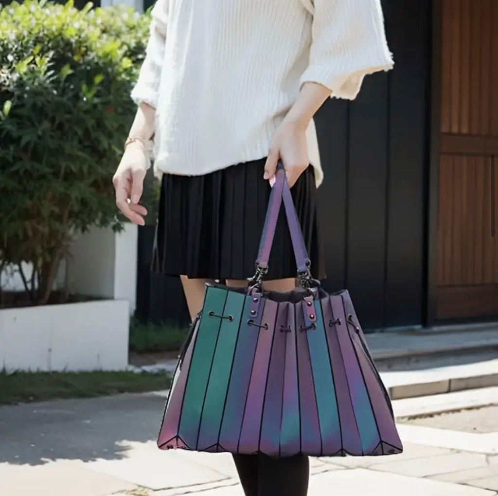 GlowWave Oversized Drawstring Tote – Multi-Purple SKU SM2138